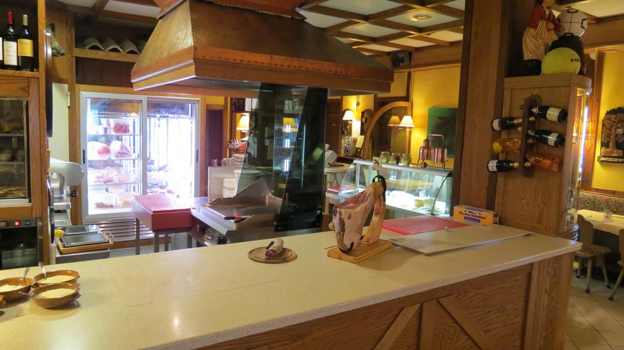 La Baita D'Oro Ristorante Residence Monteduro Exteriér fotografie